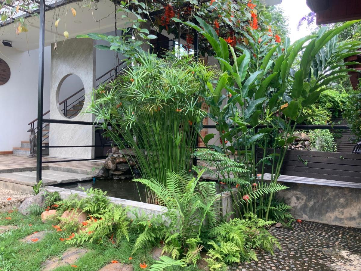 Saythong Boutique Hotel Chiang Khan Esterno foto