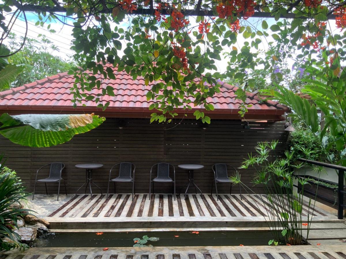 Saythong Boutique Hotel Chiang Khan Esterno foto